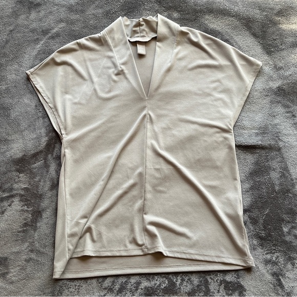 H&M | Blouse - Picture 2 of 4